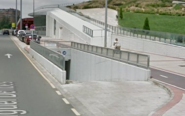 Buch einen Parkplatz im SABA ADIF Estación Logroño Renfe Parkplatz.