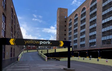 Book a parking spot in ParkBee Yellow Park Tobacco Dock car park
