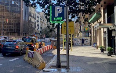 Book a parking spot in Solves car park