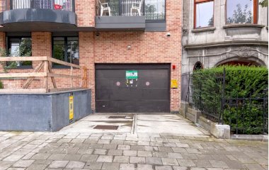 Book a parking spot in ParkBee Riga Hamoir car park