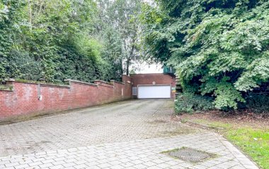 Reservar una plaça al pàrquing ParkBee Hunderenveld