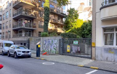 Prenota un posto nel parcheggio ParkBee Rue Jourdan