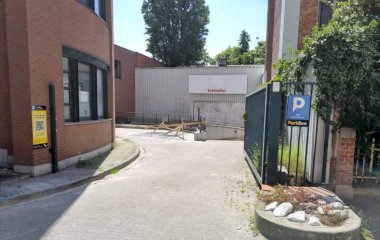 Prenota un posto nel parcheggio ParkBee Rue de la Source