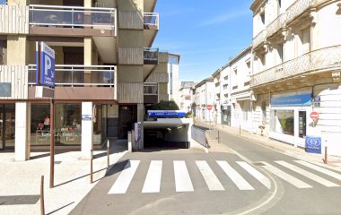 Забронируйте паркоместо на стоянке Indigo Carnot-Lafayette