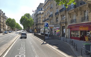 Buch einen Parkplatz im Indigo Montparnasse Raspail Parkplatz.