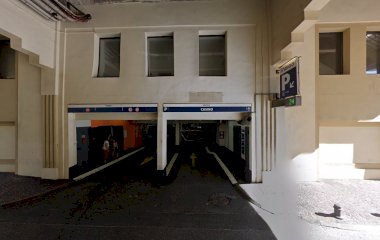 Reserveer een parkeerplek in parkeergarage Indigo Casino