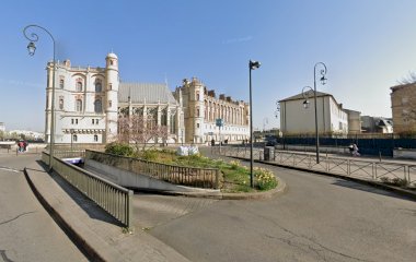 Réservez une place dans le parking Indigo Centre Château