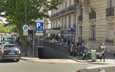 Book en plads i Indigo Hoche parkeringsplads