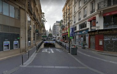 Reserveer een parkeerplek in parkeergarage Indigo Place Saint-Michel