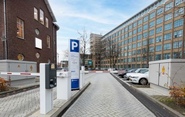 Book a parking spot in ParkingYou Bedrijfsschool Gebouw car park