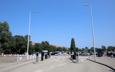Buch einen Parkplatz im ParkingYou Plantage Parkplatz.