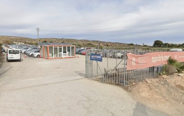 Reserveer een parkeerplek in parkeergarage Monster Parking - Shuttle