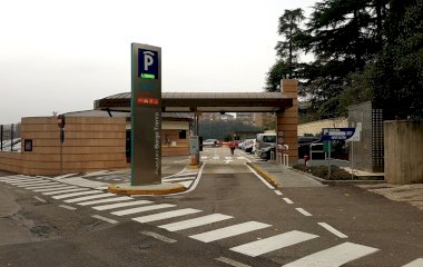 Buch einen Parkplatz im SABA Verona Ospedale Borgo Trento Low Cost Parkplatz.