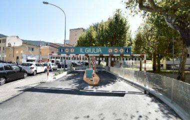 Buch einen Parkplatz im SABA Trieste il Giulia Low Cost Parkplatz.