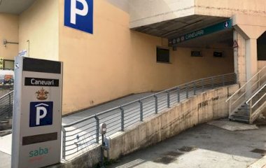 Book en plads i SABA Canevari Genova parkeringsplads