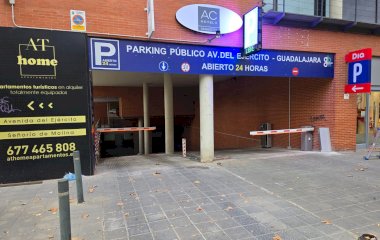 Reservar una plaça al pàrquing Avenida del Ejército