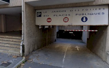 Book a parking spot in Q-Park Potiers car park