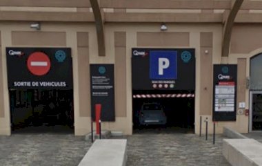 Reservar una plaza en el parking Q-Park Bord'eau Village