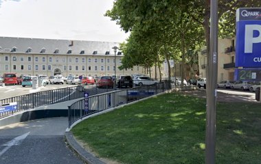 Réservez une place dans le parking Q-Park Curial