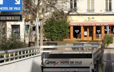 Prenota un posto nel parcheggio Q-Park Hôtel de Ville Chartres