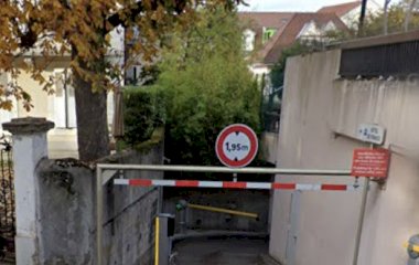 Book a parking spot in Q-Park Évian Les Bains Centre car park