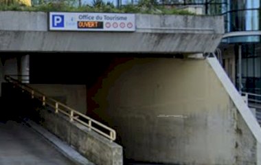 Réservez une place dans le parking Q-Park Évian Les Bains - Office du Tourisme