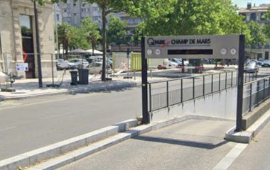 Réservez une place dans le parking Q-Park Champ de Mars