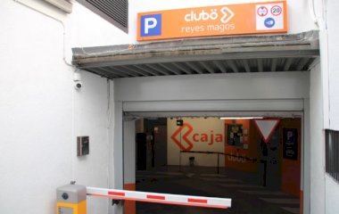 Reserveer een parkeerplek in parkeergarage CLUBÖ Reyes Magos