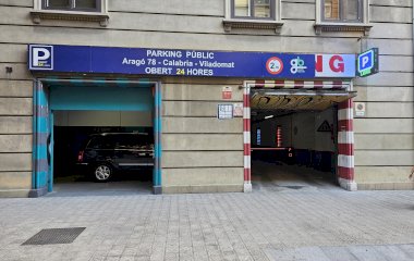 Reserve uma vaga de estacionamento no Aragó 78 Calàbria - Viladomat