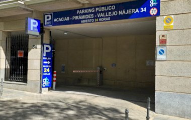 Reserve uma vaga de  estacionamento no Acacias - Pirámides - Vallejo Nájera 34