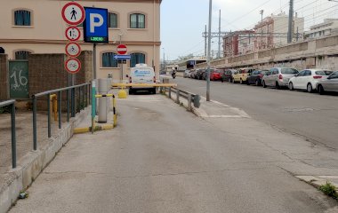 Book en plads i SABA Bari - Guadagni parkeringsplads