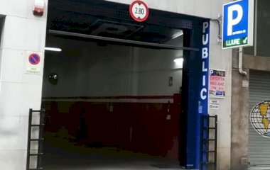 Prenota un posto nel parcheggio Entença 95