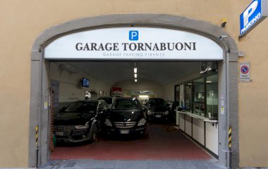 Prenota un posto nel parcheggio Tornabuoni