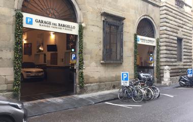 Prenota un posto nel parcheggio Bargello