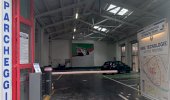 Hoved Book en plads i Santa Croce parkeringsplads: Hoved