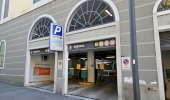 Hoved Parkering på Saba Ospedale Maggiore: Hoved