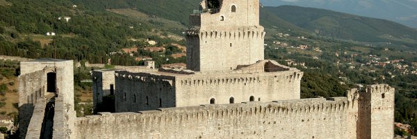 Parkering i nærheden af Rocca Maggiore