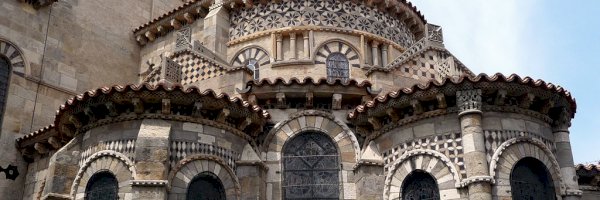 Se garer près de:  Basilique de Notre-Dame-du-Port