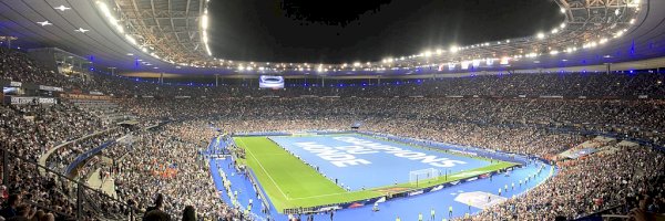 Parking cerca de Estadio de Francia