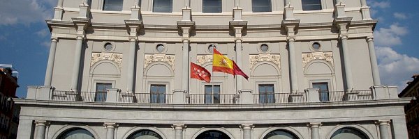 Parcheggio vicino a Teatro Reale di Madrid