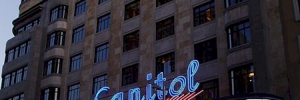 Парковка возле Театр Capitol Gran Via