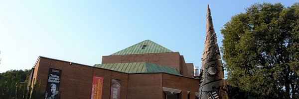 Parking prop de Petit Teatre Strehler