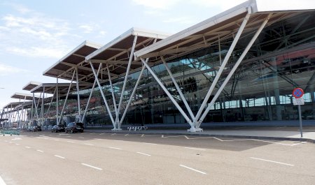 Terminal 1 Aéroport de Saragosse, Aéroport de Saragosse