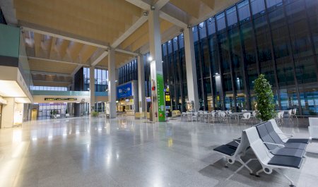 Terminal 1 Aeroport de Pamplona, Aeroport de Pamplona