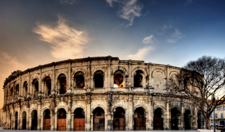 Arènes de Nîmes, Nîmes