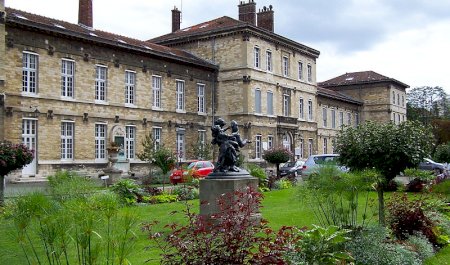Больница Sainte-Anne, Париж