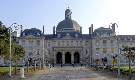 Universitair Ziekenhuis Pitié Salpêtrière, Parijs
