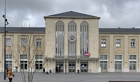 Gare de Chartres, Chartres