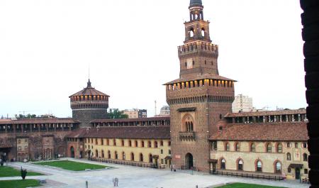 Castell Sforzesco, Milà